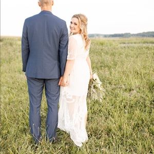 Lucy Avenue Amelia - White Lace Maxi Dress